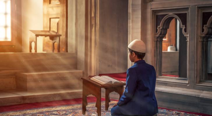 طفل في المحراب