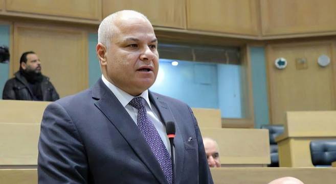 وزير العمل خالد البكار