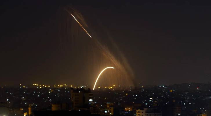 جيش الاحتلال: دوي صفارات الإنذار في القدس وضواحيها وأكثر من 200 بلدة بعد إطلاق صاروخ من اليمن
