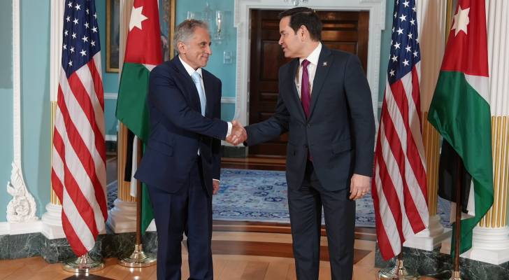رئيس الوزراء: نثمن عاليا التزام أمريكا بدعم أمن الأردن ومساندة رؤية التحديث الاقتصادي