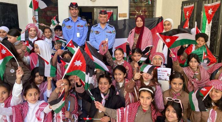 من احتفالات الأردنيين بيوم العلم