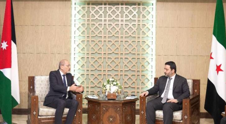 وزير الخارجية أيمن الصفدي ونظيره السوري أسعد الشيباني