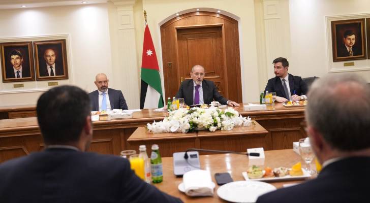 الصفدي يبحث مع وفد فرنسي دعم حل الدولتين وضرورة إدخال المساعدات إلى غزة