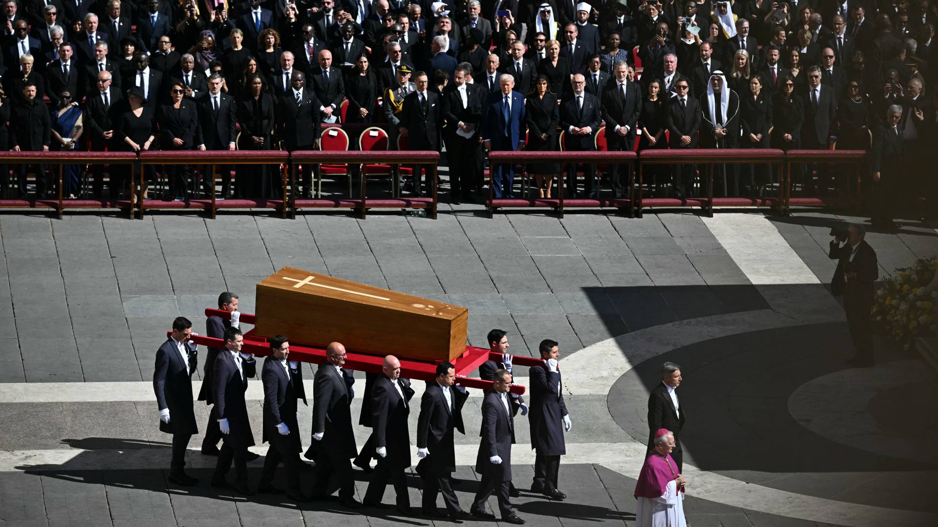 Image 1 from gallery