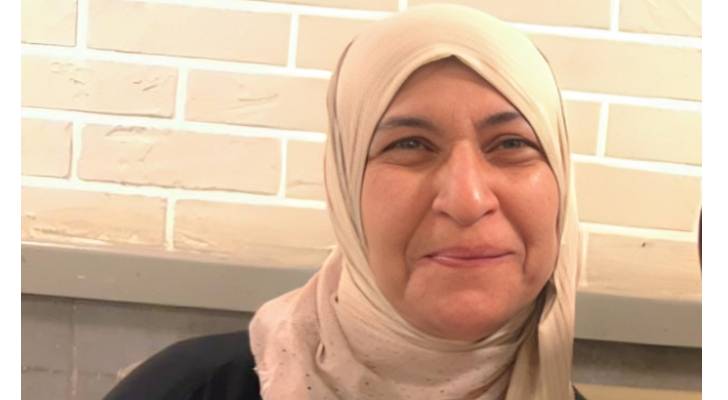 أردني يناشد للعثور على والدته المفقودة من أيام في الزرقاء
