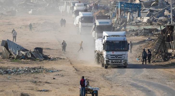 مساعدات انسانية لقطاع غزة