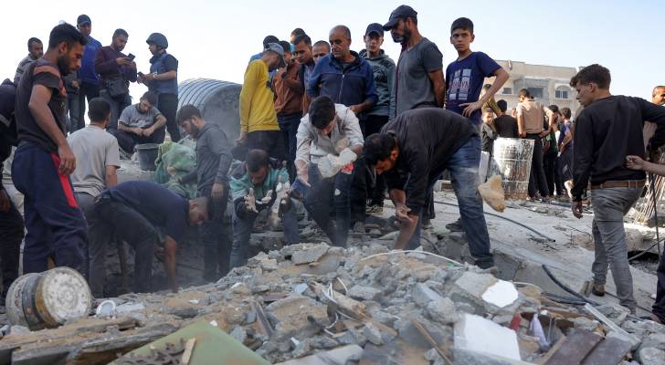 غارة للاحتلال استهدفت منزل عائلة فلسطينية في جباليا