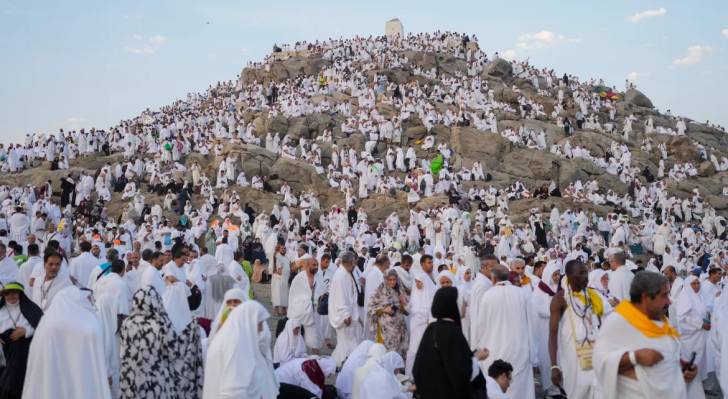 الحجاج على جبل عرفة - أرشيفية