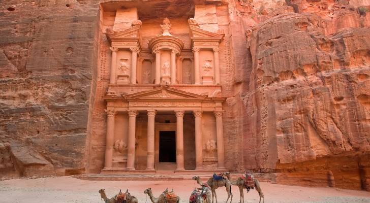 طقس العرب: تراجع تأثير الكتلة الحارة وعودة الأجواء المعتدلة بدءا من الثلاثاء