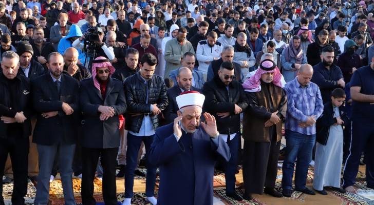 خلال تأدية صلاة العيد في الأردن - أرشيفية
