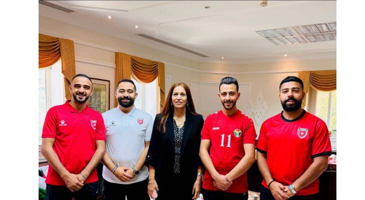 السفيرة الأردنية ثروة نعيمات