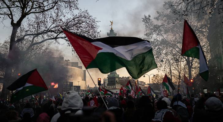 مظاهرة حاشدة نصرة لفلسطين