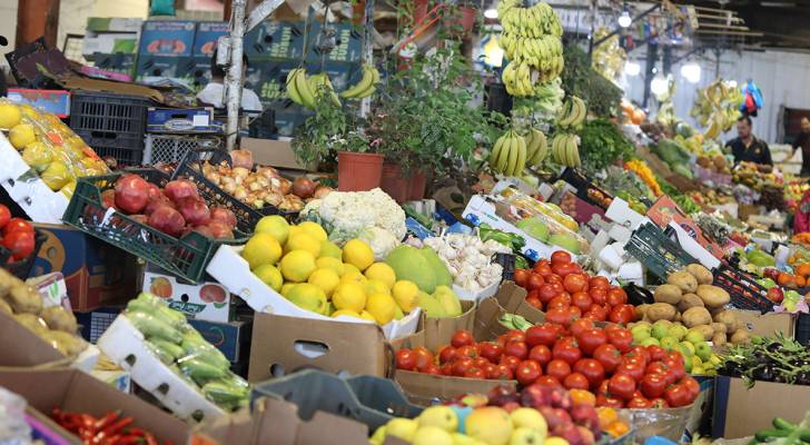 سوق عمان المركزي: استقرار في أسعار الخضار وارتفاع اسعار الليمون والموز