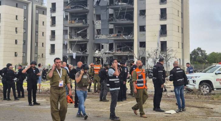 تفاصيل جديدة بشأن الصاروخ الإيراني الذي ضرب بئر السبع والاحتلال يجري تحقيقا