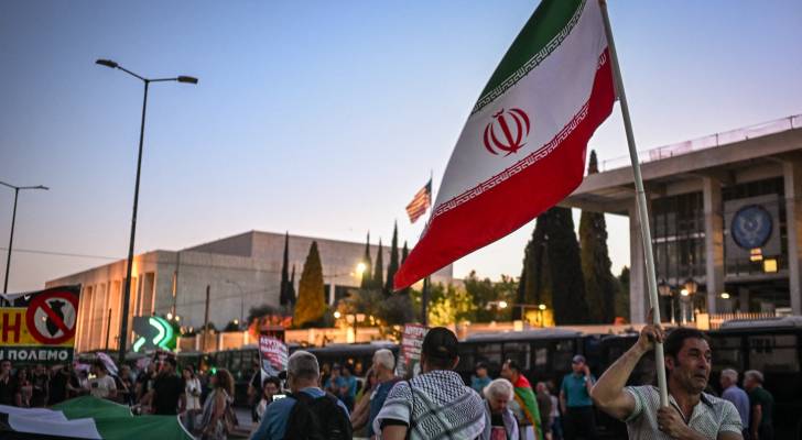احتفالات إيران بوقف الحرب