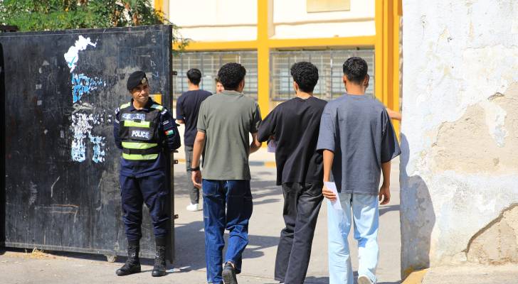 طلبة توجيهي في عمان