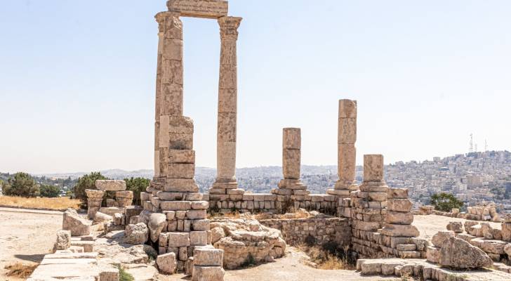 طقس مشمس في الأردن