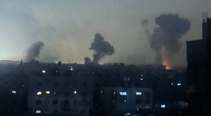 مراسل "رؤيا": طيران الاحتلال ينفذ أحزمة نارية عنيفة شرق مدينة غزة.. فيديو