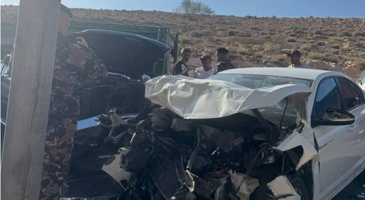 مراسل رؤيا: وفاة و4 إصابات بحادث تصادم مروع بلواء ذيبان في مأدبا