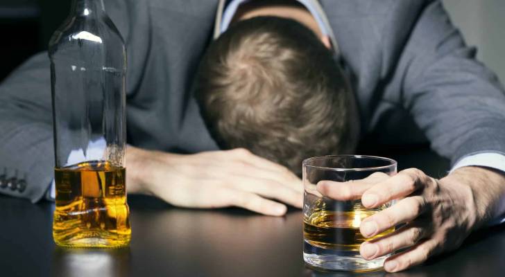 حادثة التسمم بـ"كحول الميثانول" - تعبيرية