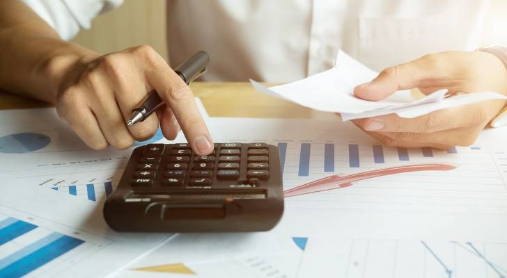 ضريبة الدخل تحذر من التلاعب بالفوترة الإلكترونية وتؤكد على الالتزام بالقوانين