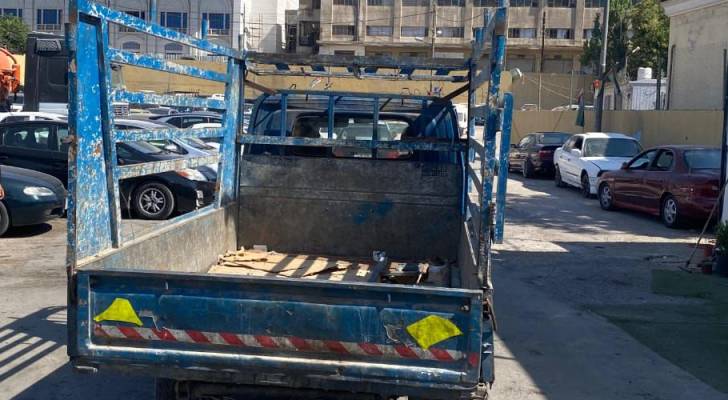مصدر أمني لـ"رؤيا": ضبط مركبة ومخالفة سائقها بسبب قيادة متهورة وجره لحصان.. فيديو