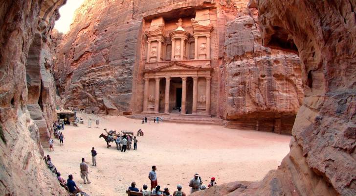 لجنة السياحة النيابية تعقد اجتماعًا الأحد لمناقشة أزمة القطاع السياحي في البترا 