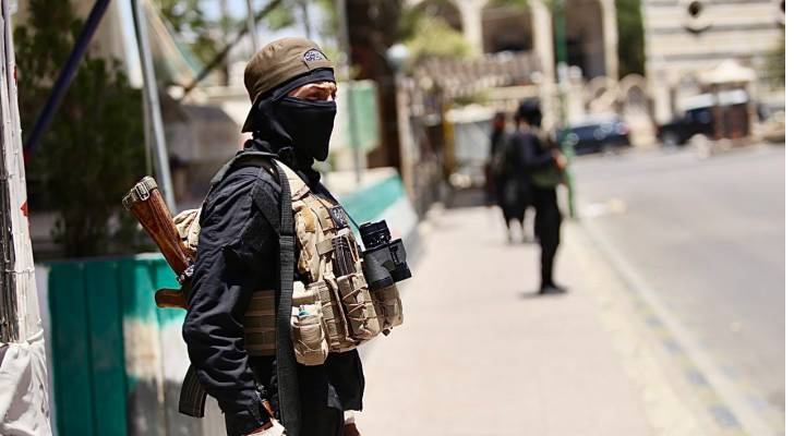 عناصر من الأمن السوري في السويداء