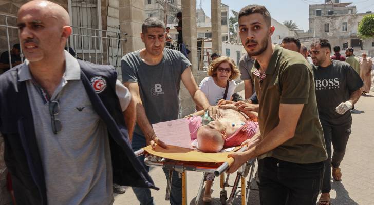 ارتفاع حصيلة الشهداء بقصف الاحتلال على كنيسة العائلة المقدسة في غزة