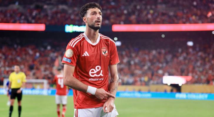 الأهلي المصري يستبعد وسام أبو علي من معسكر تونس الإعدادي