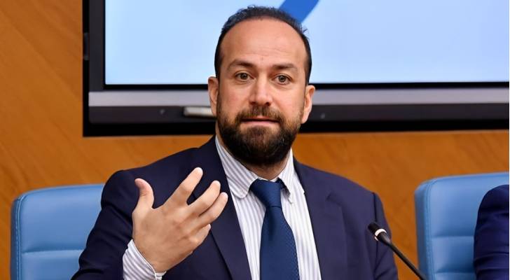 وزير الإعلام السوري حمزة المصطفى