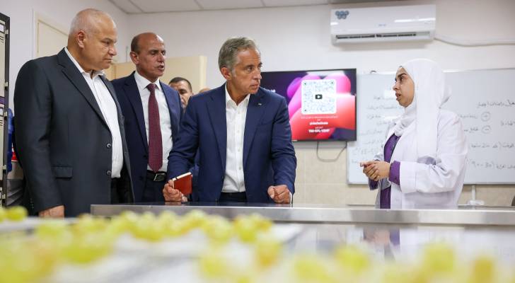 الحكومة تطلق مبادرة لتعزيز فرص العمل للشباب: توسيع برامج التدريب المهني وتسهيل التمويل للخريجين