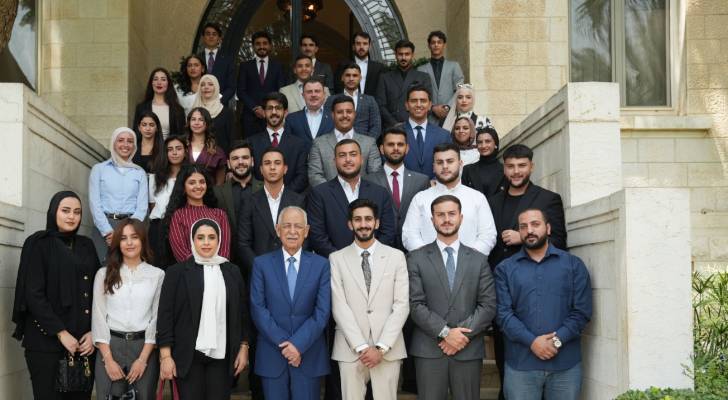 رئيس الديوان الملكي الهاشمي يوسف العيسوي