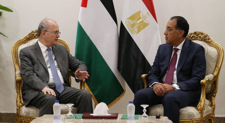 رئيس الوزراء الفلسطيني يلتقي نظيره المصري لمناقشة وقف العدوان على غزة وإعادة إعمارها