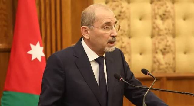 وزير الخارجية ايمن الصفدي