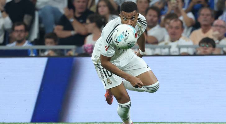 ريال مدريد يفتتح موسمه بفوز صعب على أوساسونا بهدف مبابي