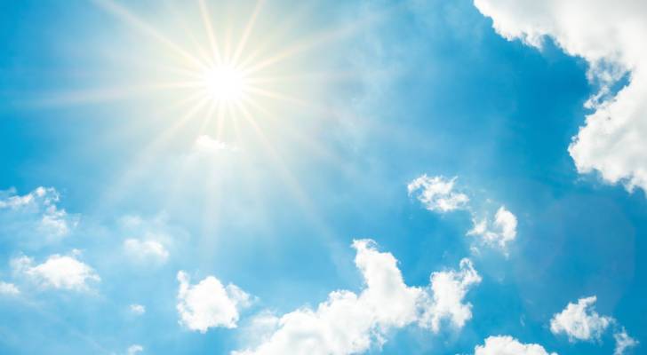 طقس حار نسبياً الأحد وانخفاض قليل على درجات الحرارة الاثنين في الأردن