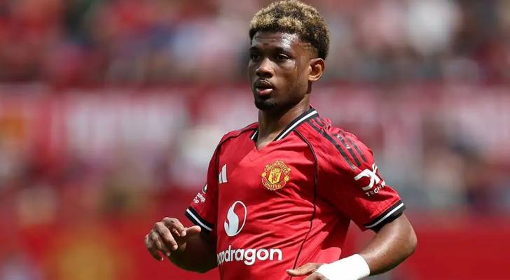 روبن أموريم يجري تعديلا وحيدا على تشكيلة مانشستر يونايتد لمواجهة فولهام