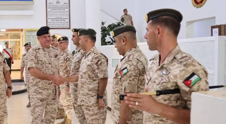 رئيس هيئة الأركان المشتركة يزور مديرية سلاح الصيانة الملكي