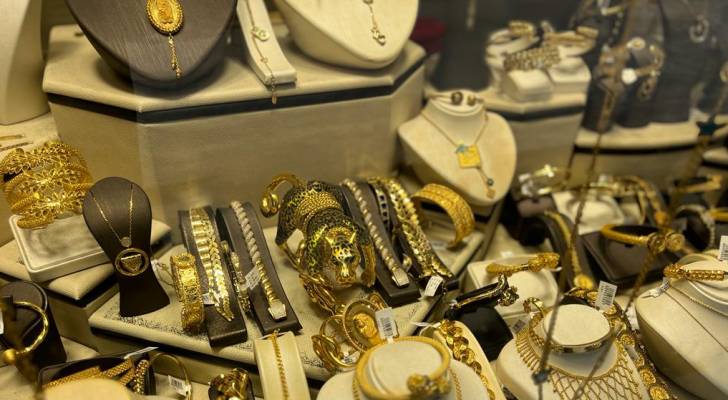 تعرف إلى أسعار الذهب والليرات في الأردن الاربعاء