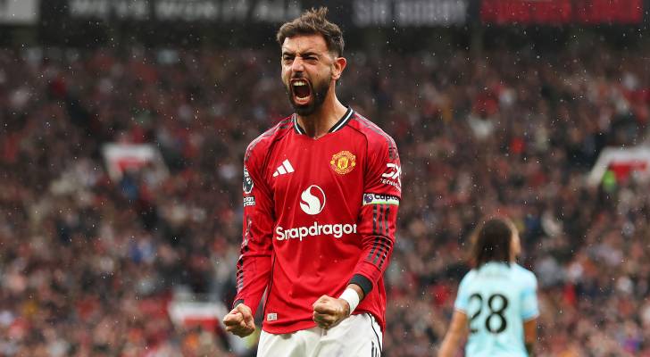مانشستر يونايتد يقتنص فوزًا صعبًا على بيرنلي 3-2