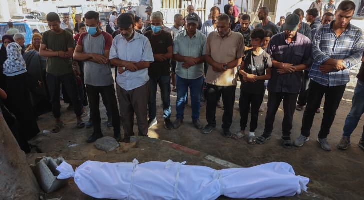 صلاة الجنازة على شهيد في غزة - أرشيفية