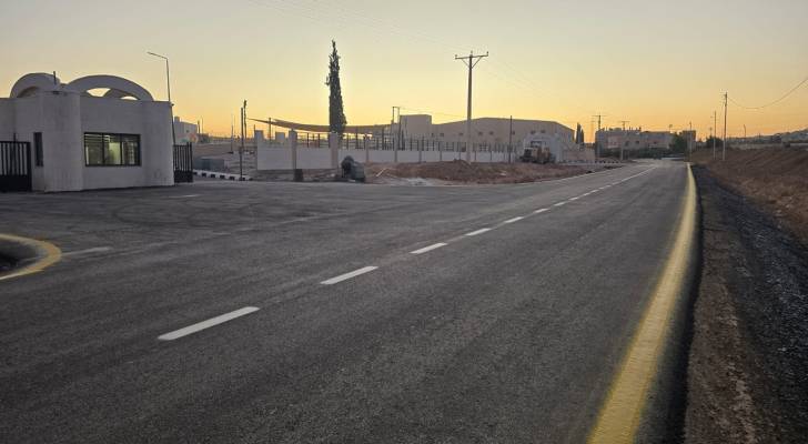 "الأشغال": انهاء العمل بمشروع الطريق الرئيسي للمدينة الرياضية الجديدة في محافظة الكرك