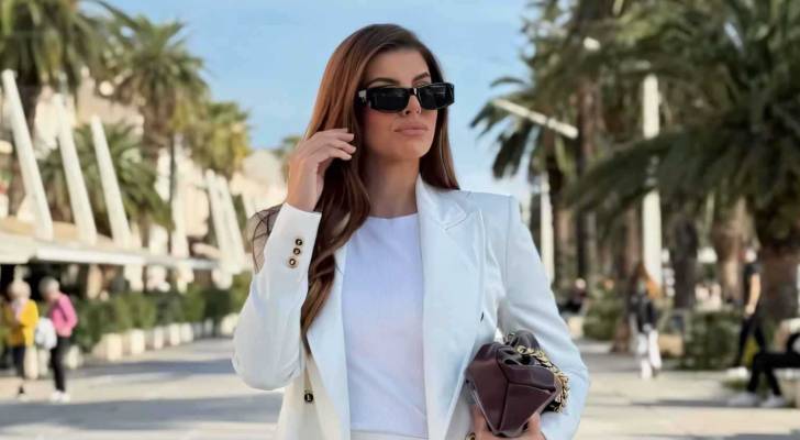 المؤثرة وصانعة المحتوى الشابة آدنا روفشاني-أومربغوفيتش