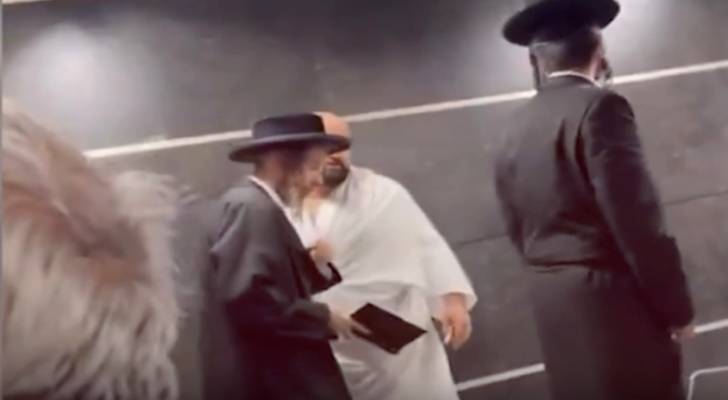 منع يهوديين من الصلاة في إسطنبول