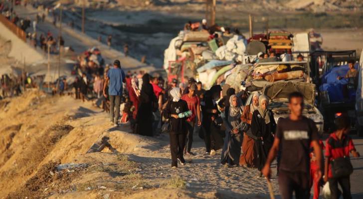 نزوح جموع غفيرة من الفلسطينيين من مدينة غزة الى مناطق الجنوب في قطاع غزة.. ارشيفية