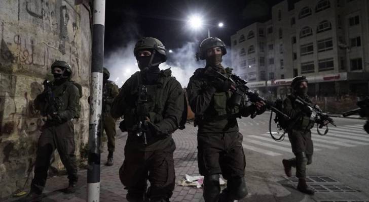 مصادر صحفية: إصابة فلسطيني برصاص قوات الاحتلال عند حاجز عطارة شمالي رام الله