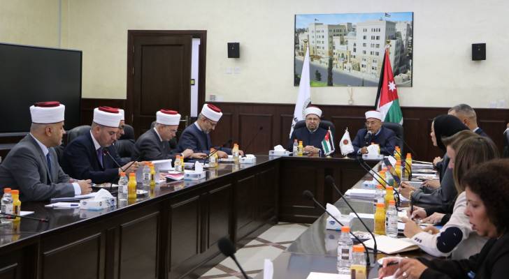لقاء قاضي القضاة الشيخ عبد الحافظ الربطه مع اللجنة الفنية الفلسطينية