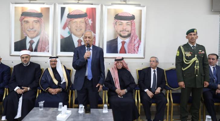 العيسوي يقدم واجب العزاء