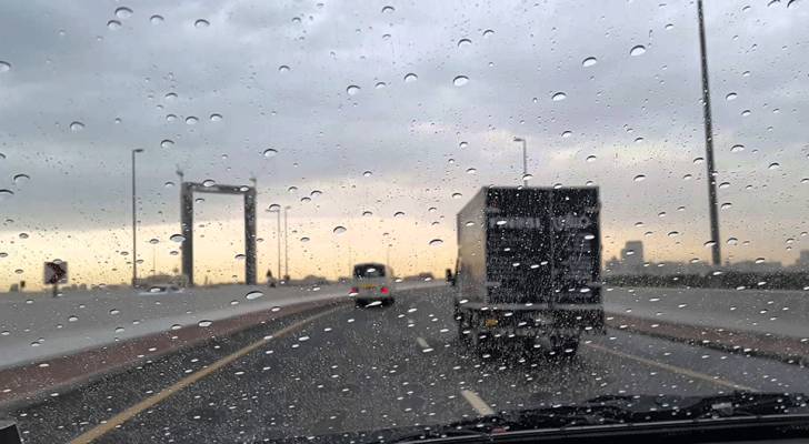 زخات أمطار وكتلة هوائية خريفية.. حالة الطقس خلال الأيام المقبلة